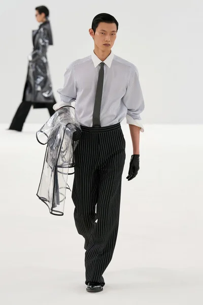 Look 23